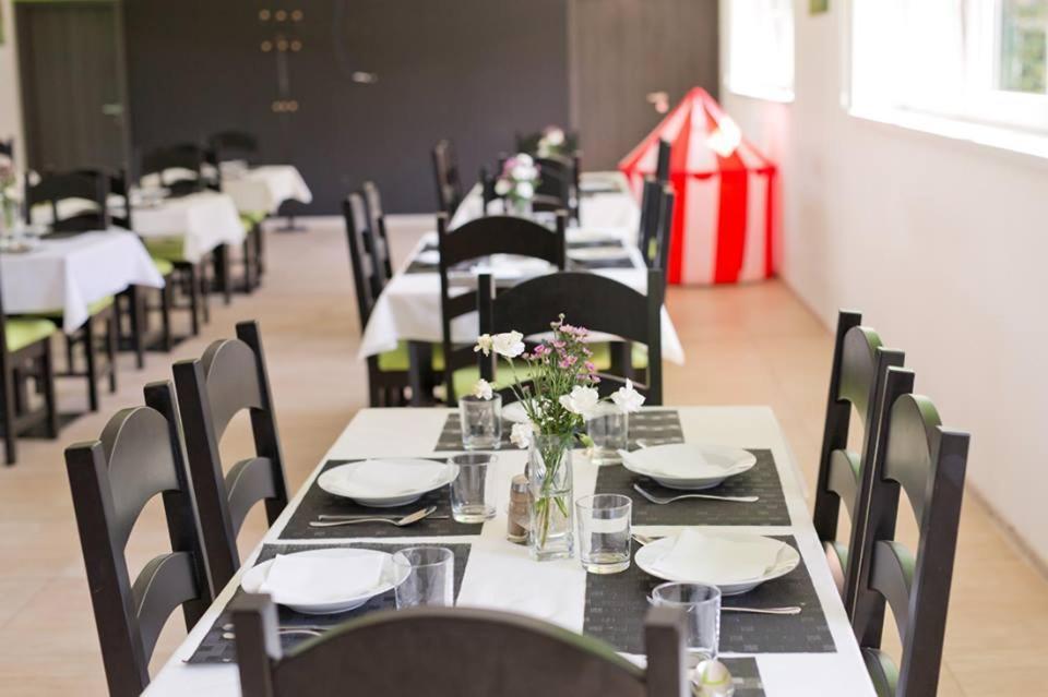 Restauracia Gol Hotel Oravske Vesele Екстериор снимка